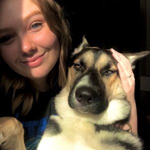 Meet your Posher, Maya